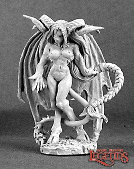 Reaper 03084 Virina, Female Demon (metal)