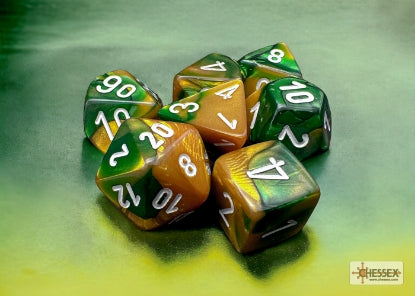 Chessex - 26425 Gemini Gold-Green Dice w/ White Numbers