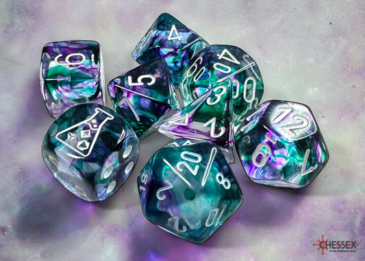 Chessex - 30068 Nebula Fluorite/white Polyhedral 7-Dice Set (with bonus die)