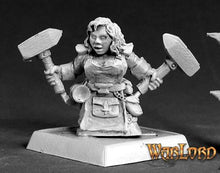 Reaper 14518 Dwarf Forgemaiden