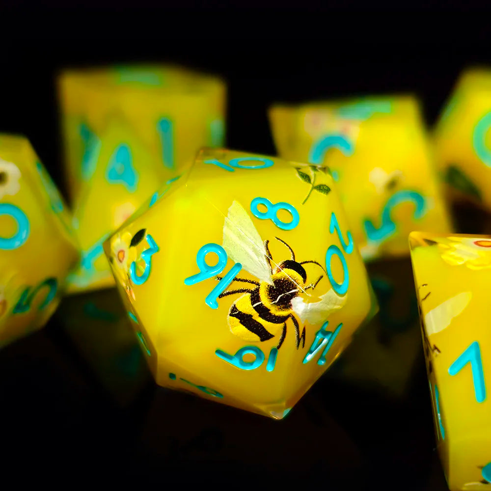 TwoFaad - Bees & Flowers Sharp Edge Dice