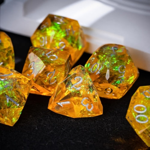 TwoFaad - Calcatrine Yellow Multifaceted Sharp Edge Dice