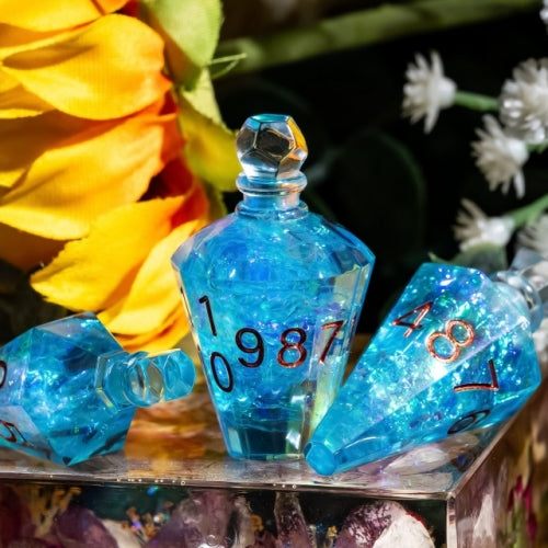 TwoFaad - Mana Potion Bottle Blue 7- Piece Dice Set