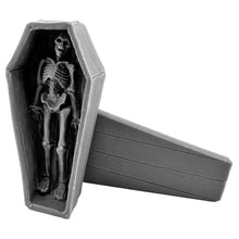 Reaper 30205 Legends: Coffin and Corpse Dungeon Decor