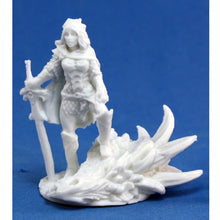 Reaper 77039 Janan, Female Dragon Slayer