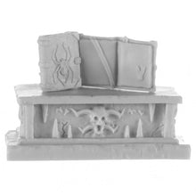 Reaper 77721 Profane Altar and Books