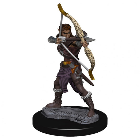 Wizkids 93011 D&D: IR: Prem: Female Elf Ranger